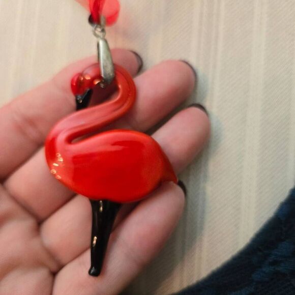 NEW Glass Flamingo Necklace - Picture 4 of 8
